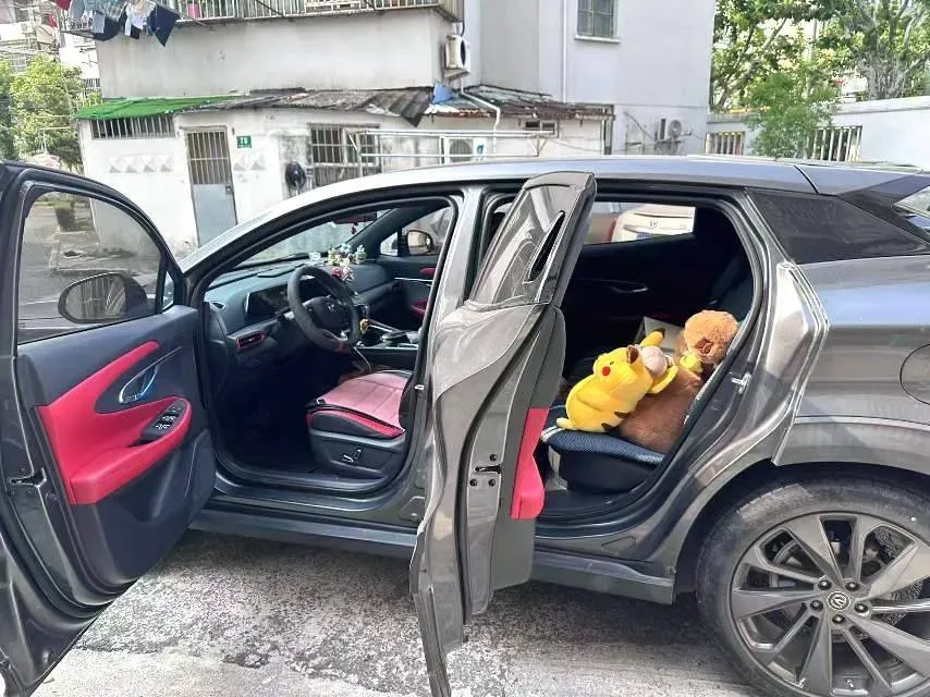 2020 ChangAn UNI-T 1.5T 180HP L4 7DCT,autocango,china used car exporter,china ev exporter,chinese used car exporter,chinese used ev exporter