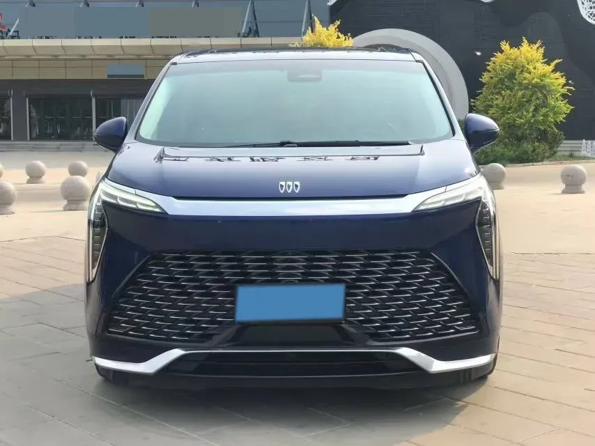 2023 Buick Century 2.0T 237HP L4 9AT,autocango,china used car exporter,china ev exporter,chinese used car exporter,chinese used ev exporter