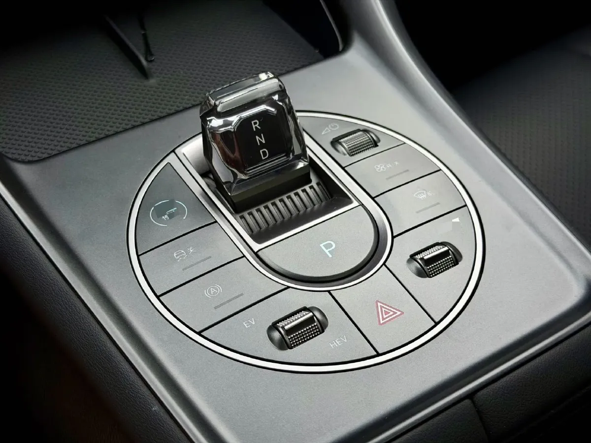 2025 BYD Sea Lion 05 DM-i 1.5L 101HP L4 E-CVT PHEV 18.3KWH,autocango,china used car exporter,china ev exporter,chinese used car exporter,chinese used ev exporter
