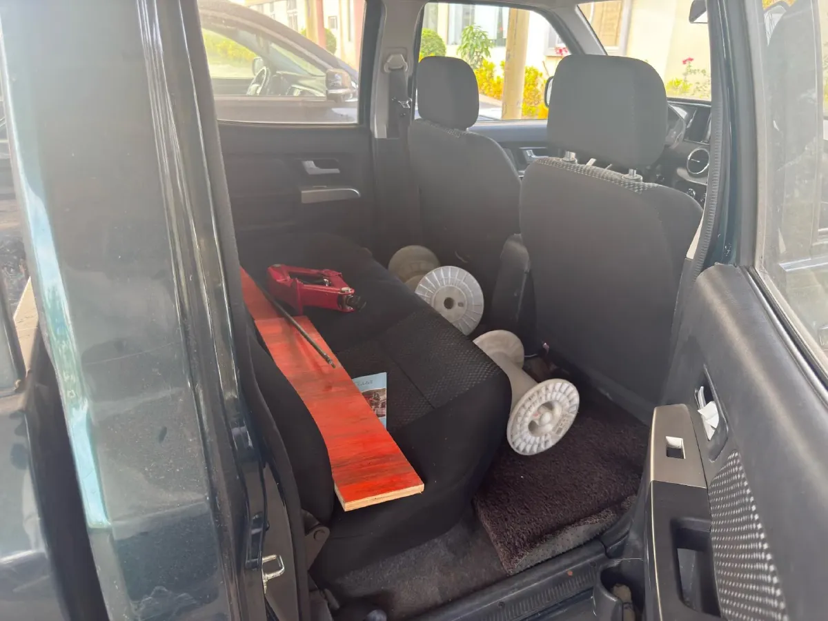 2018 Dongfeng RuiQi 2.5T 140HP L4 6MT,autocango,china used car exporter,china ev exporter,chinese used car exporter,chinese used ev exporter