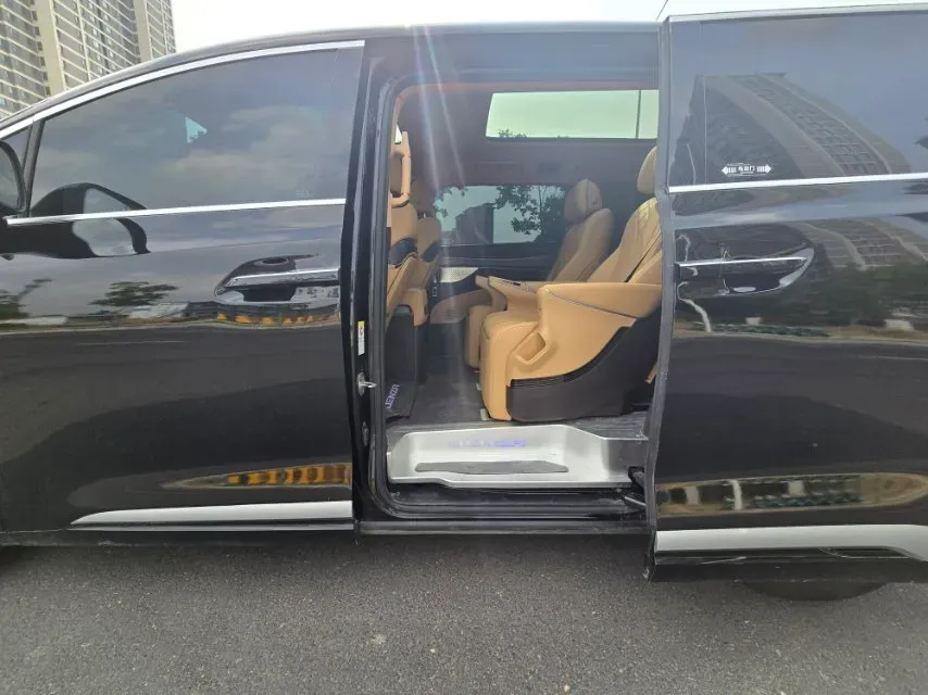 2025 Denza D9 1.5T 156HP L4 E-CVT PHEV 40KWH,autocango,china used car exporter,china ev exporter,chinese used car exporter,chinese used ev exporter