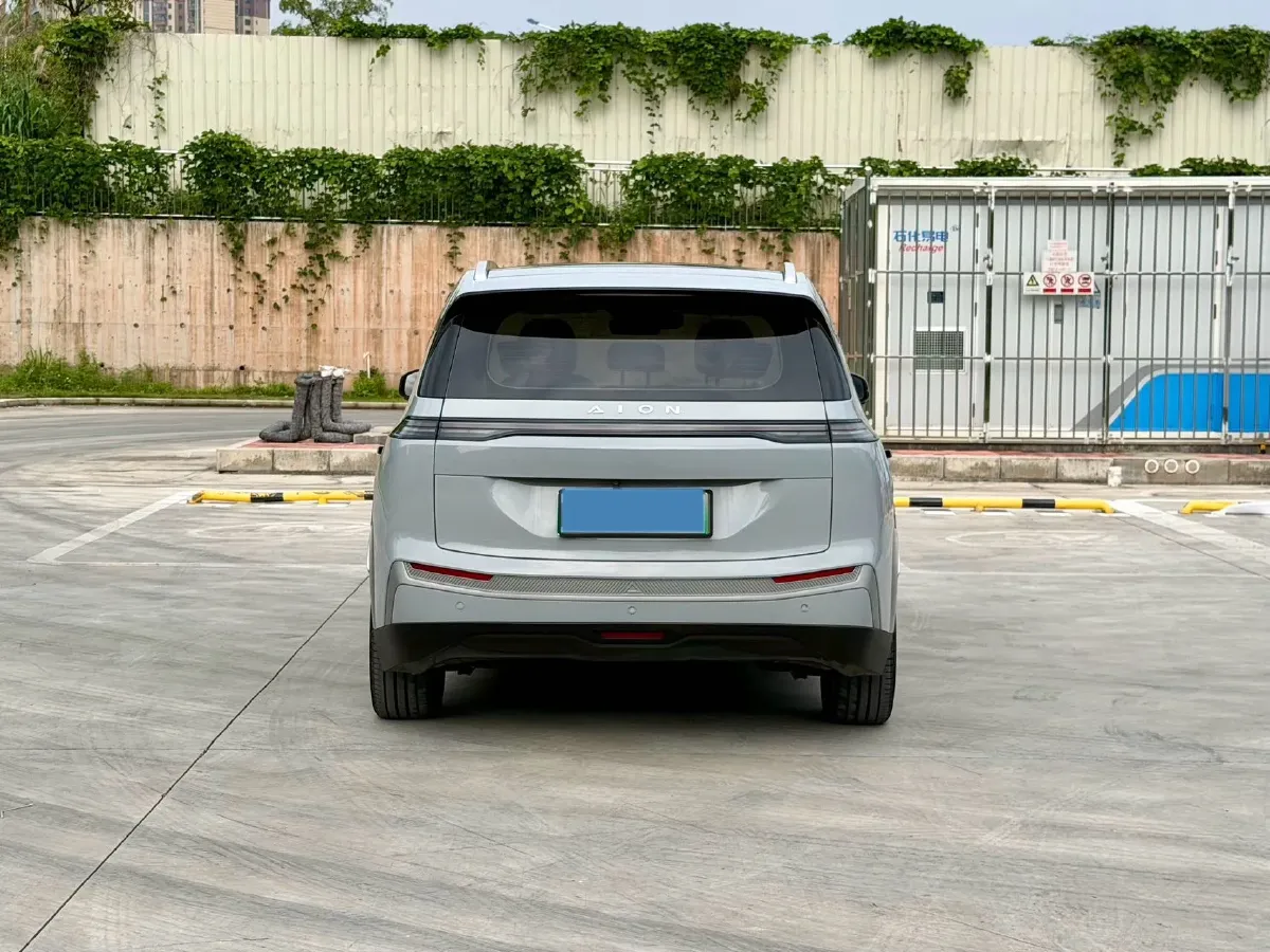 2022 Geely Okavango 1.8T 184HP L4 7DCT,autocango,china used car exporter,china ev exporter,chinese used car exporter,chinese used ev exporter