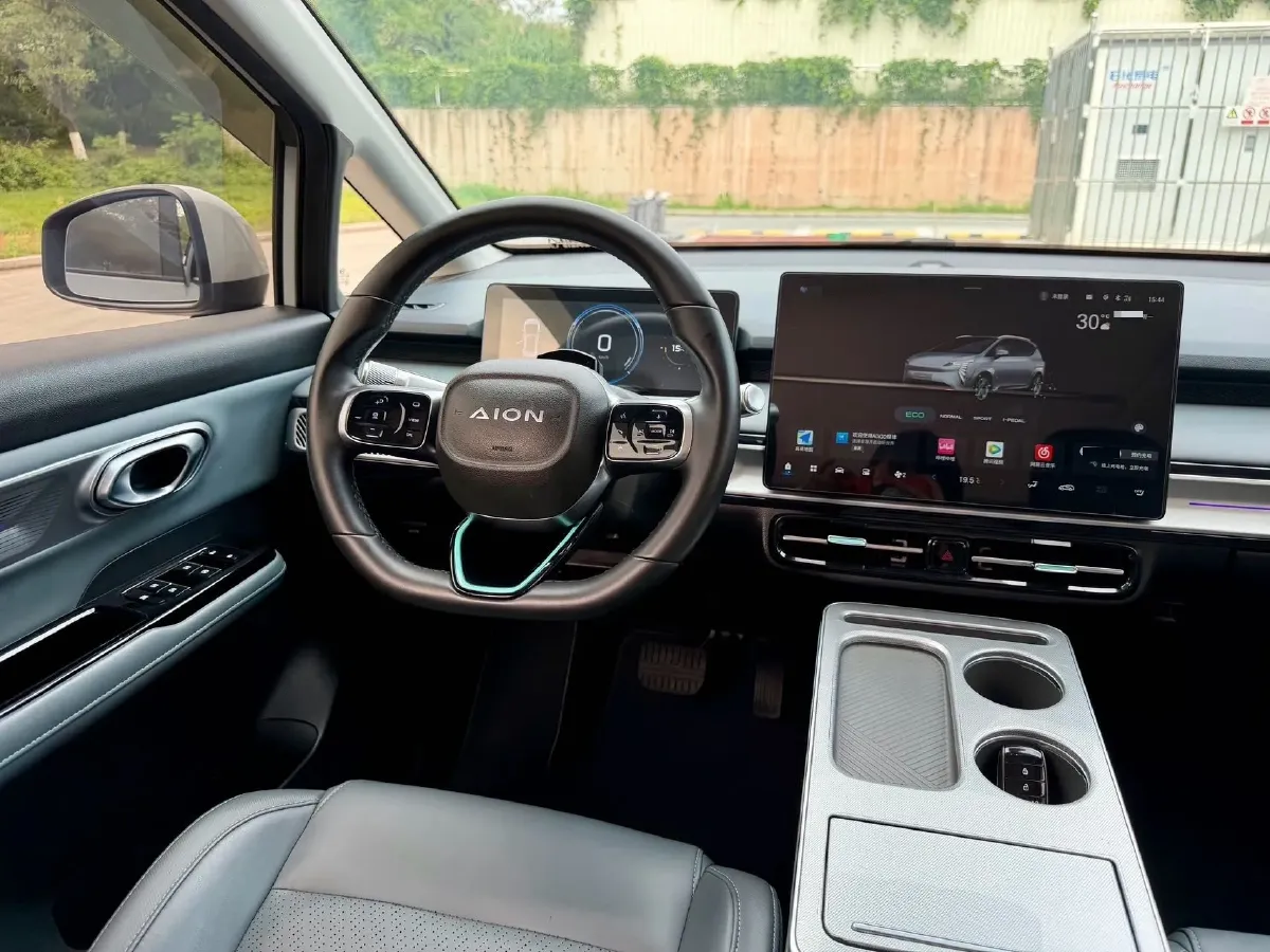 2022 Geely Okavango 1.8T 184HP L4 7DCT,autocango,china used car exporter,china ev exporter,chinese used car exporter,chinese used ev exporter