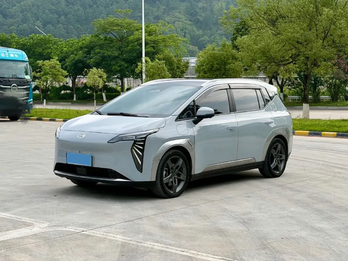2022 Geely Okavango 1.8T 184HP L4 7DCT,autocango,china used car exporter,china ev exporter,chinese used car exporter,chinese used ev exporter
