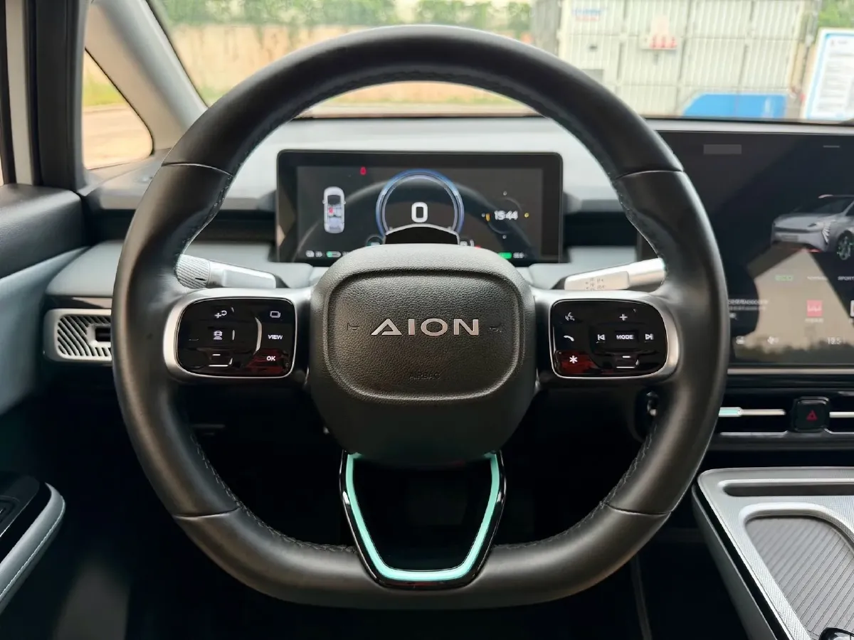 2022 Geely Okavango 1.8T 184HP L4 7DCT,autocango,china used car exporter,china ev exporter,chinese used car exporter,chinese used ev exporter