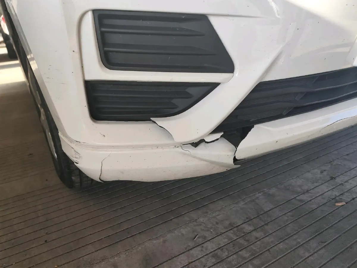 2021 WuLing HongGuang 1.5L 99HP L4 6MT,autocango,china used car exporter,china ev exporter,chinese used car exporter,chinese used ev exporter