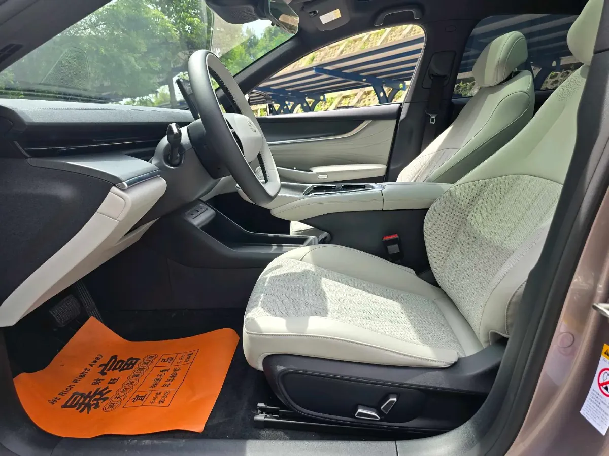 2025 ChangAn QiYuan A07 REEV 98HP REEV 28.4KWH,autocango,china used car exporter,china ev exporter,chinese used car exporter,chinese used ev exporter
