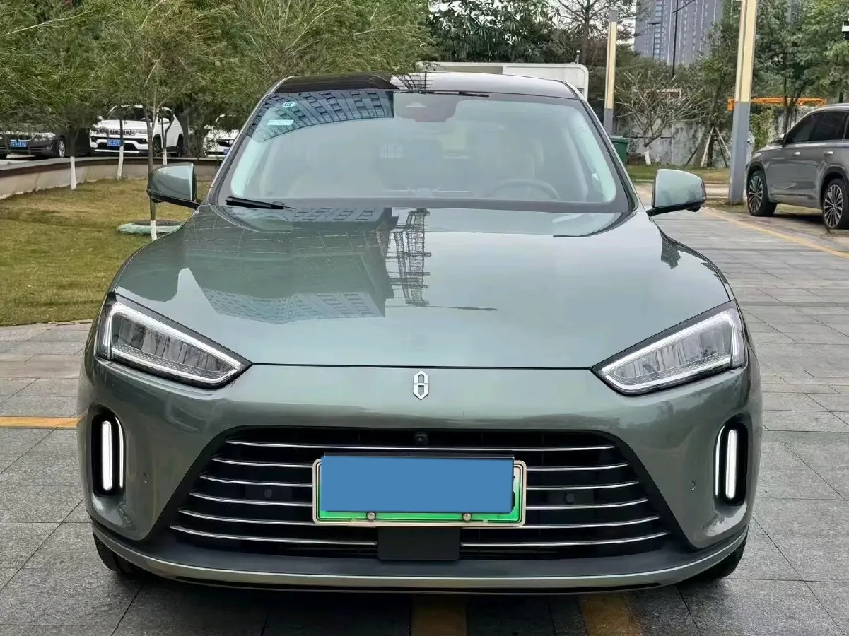 2022 AITO AITO M5 Range Extended 125HP REEV 40KWH,autocango,china used car exporter,china ev exporter,chinese used car exporter,chinese used ev exporter