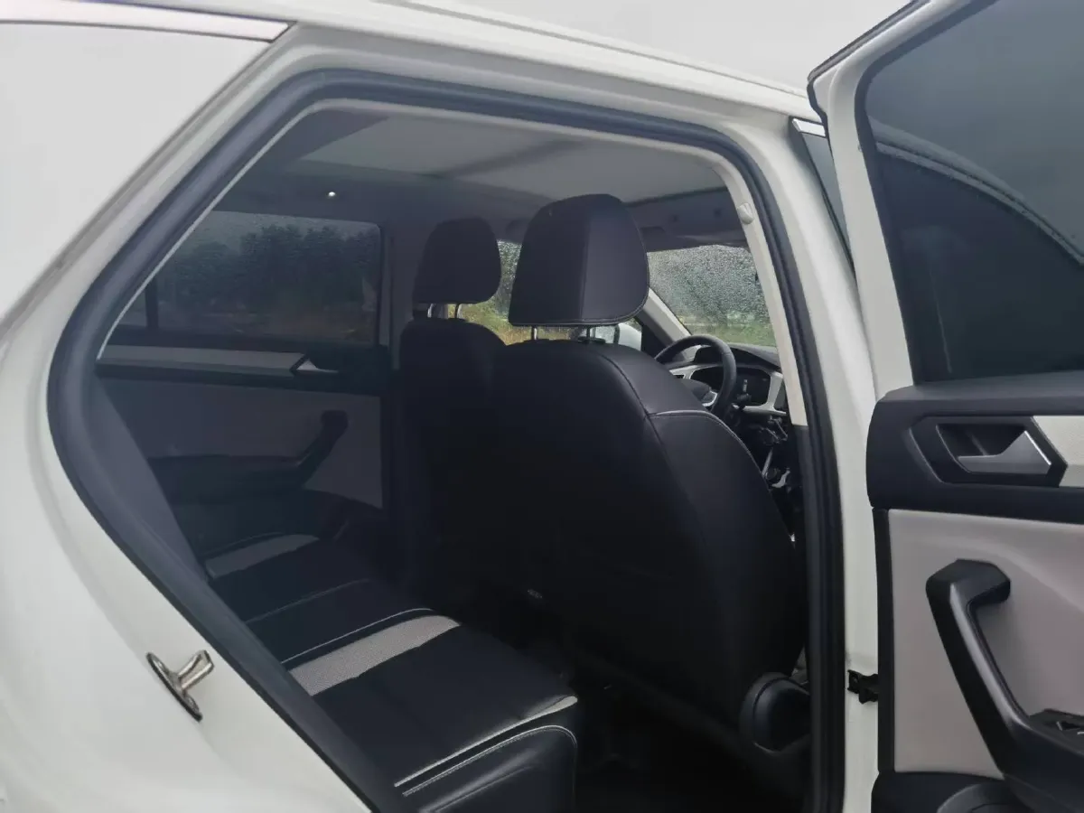 2024 Volkswagen T-Roc 1.4T 150HP L4 7DCT,autocango,china used car exporter,china ev exporter,chinese used car exporter,chinese used ev exporter