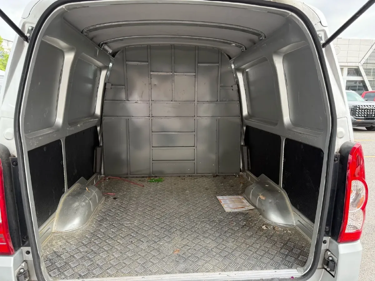 2021 WuLing EV50 BEV 41.6KWH,autocango,china used car exporter,china ev exporter,chinese used car exporter,chinese used ev exporter