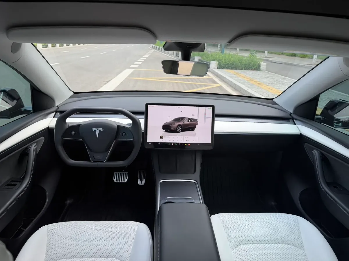 2022 Tesla Model Y BEV 60KWH,autocango,china used car exporter,china ev exporter,chinese used car exporter,chinese used ev exporter