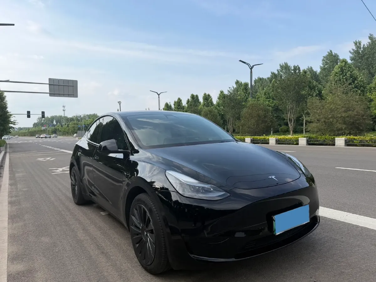 2022 Tesla Model Y BEV 60KWH,autocango,china used car exporter,china ev exporter,chinese used car exporter,chinese used ev exporter