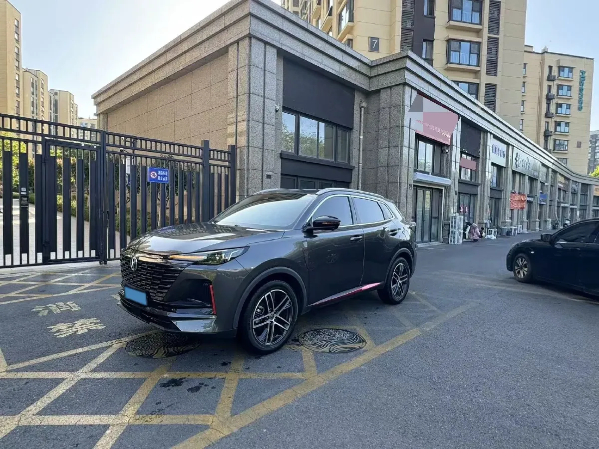 2022 ChangAn CS55 Plus 1.5T 188HP L4 7DCT,autocango,china used car exporter,china ev exporter,chinese used car exporter,chinese used ev exporter