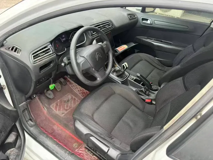 2018 Citroen C4 C-Quatre 1.6L 117HP L4 5MT,autocango,china used car exporter,china ev exporter,chinese used car exporter,chinese used ev exporter