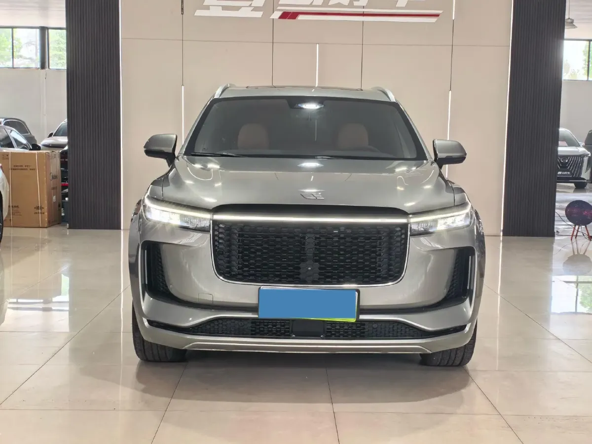 2020 Li ONE Range Extended 131HP REEV 40.5KWH,autocango,china used car exporter,china ev exporter,chinese used car exporter,chinese used ev exporter