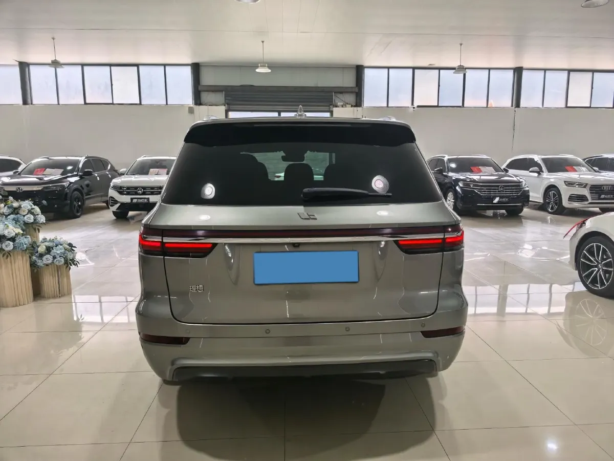 2020 Li ONE Range Extended 131HP REEV 40.5KWH,autocango,china used car exporter,china ev exporter,chinese used car exporter,chinese used ev exporter