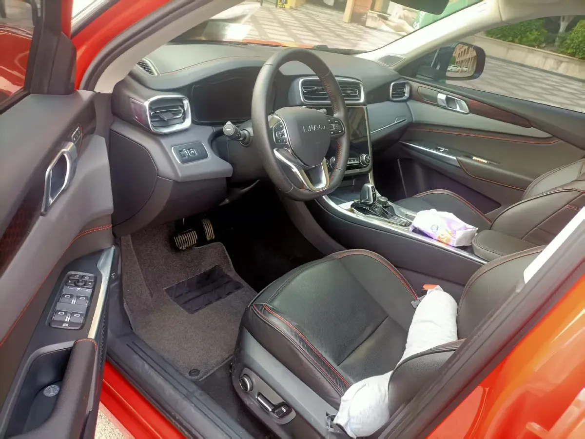 2017 Foton Sauvana 2.0T 218HP L4 6AT,autocango,china used car exporter,china ev exporter,chinese used car exporter,chinese used ev exporter