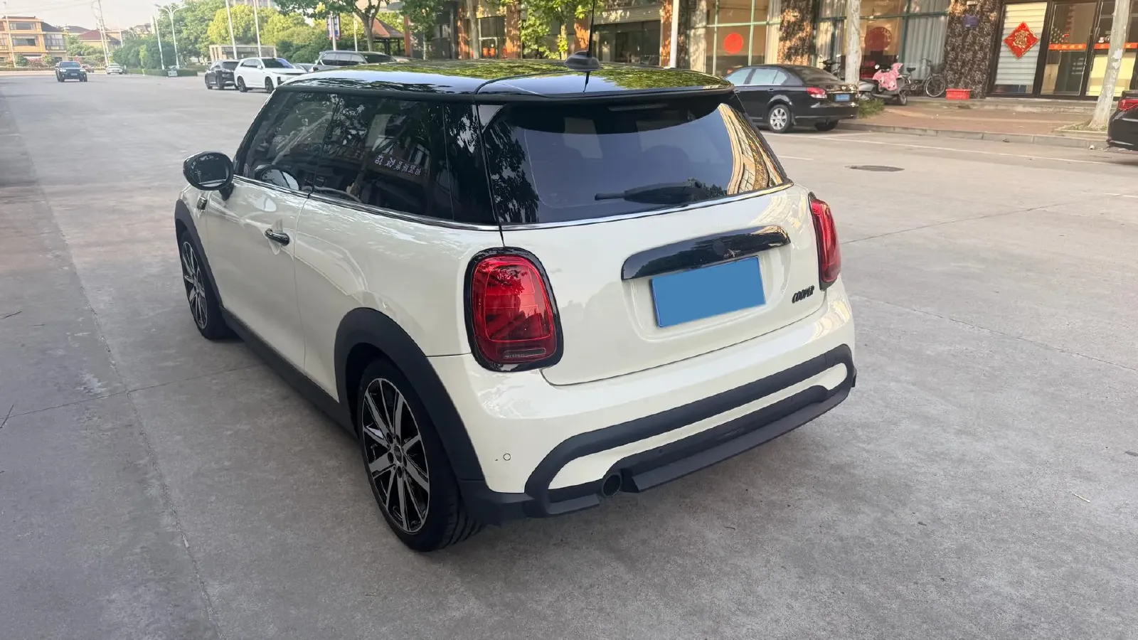 2023 MINI MINI 1.5T 136HP L3 7DCT,autocango,china used car exporter,china ev exporter,chinese used car exporter,chinese used ev exporter