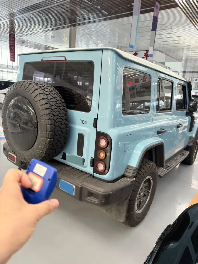 2025 212 212 T01 2.0T 252HP L4 8AT,autocango,china used car exporter,china ev exporter,chinese used car exporter,chinese used ev exporter