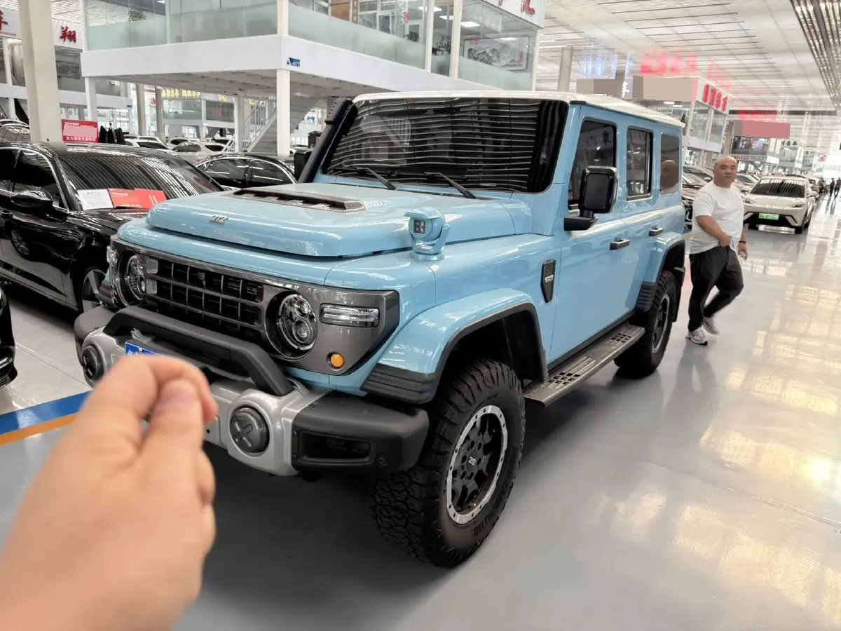 2025 212 212 T01 2.0T 252HP L4 8AT,autocango,china used car exporter,china ev exporter,chinese used car exporter,chinese used ev exporter