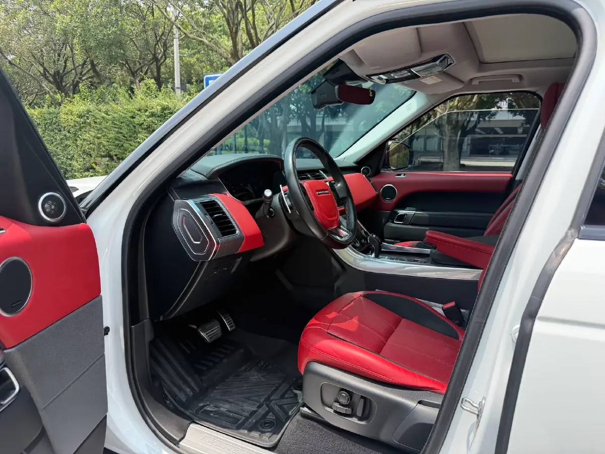 2018 Land Rover Range Rover Sport 3.0T 340HP V6 8AT,autocango,china used car exporter,china ev exporter,chinese used car exporter,chinese used ev exporter