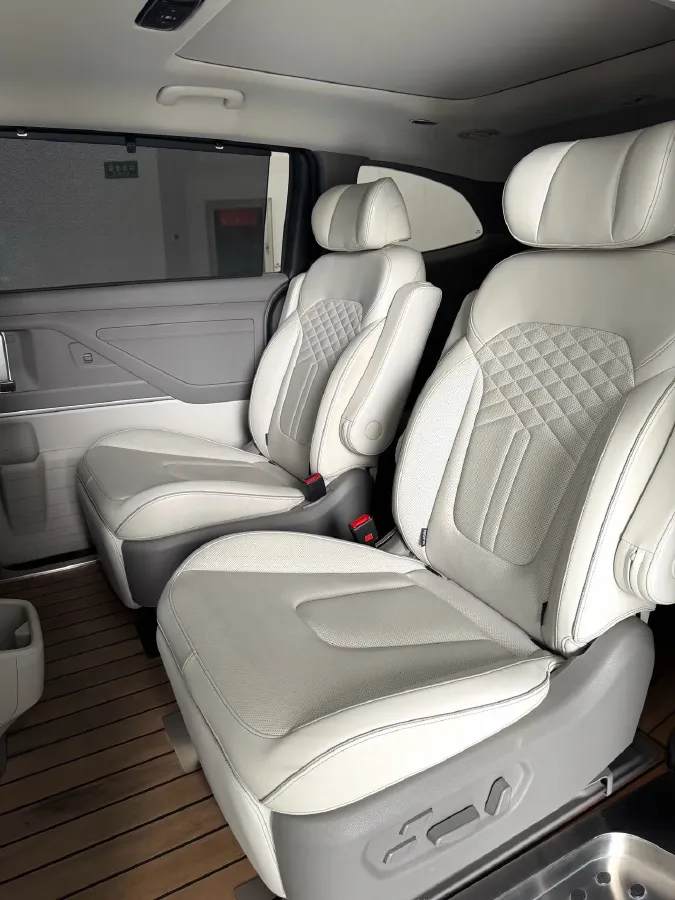2021 Hyundai Custo 2.0T 236HP L4 8AT,autocango,china used car exporter,china ev exporter,chinese used car exporter,chinese used ev exporter