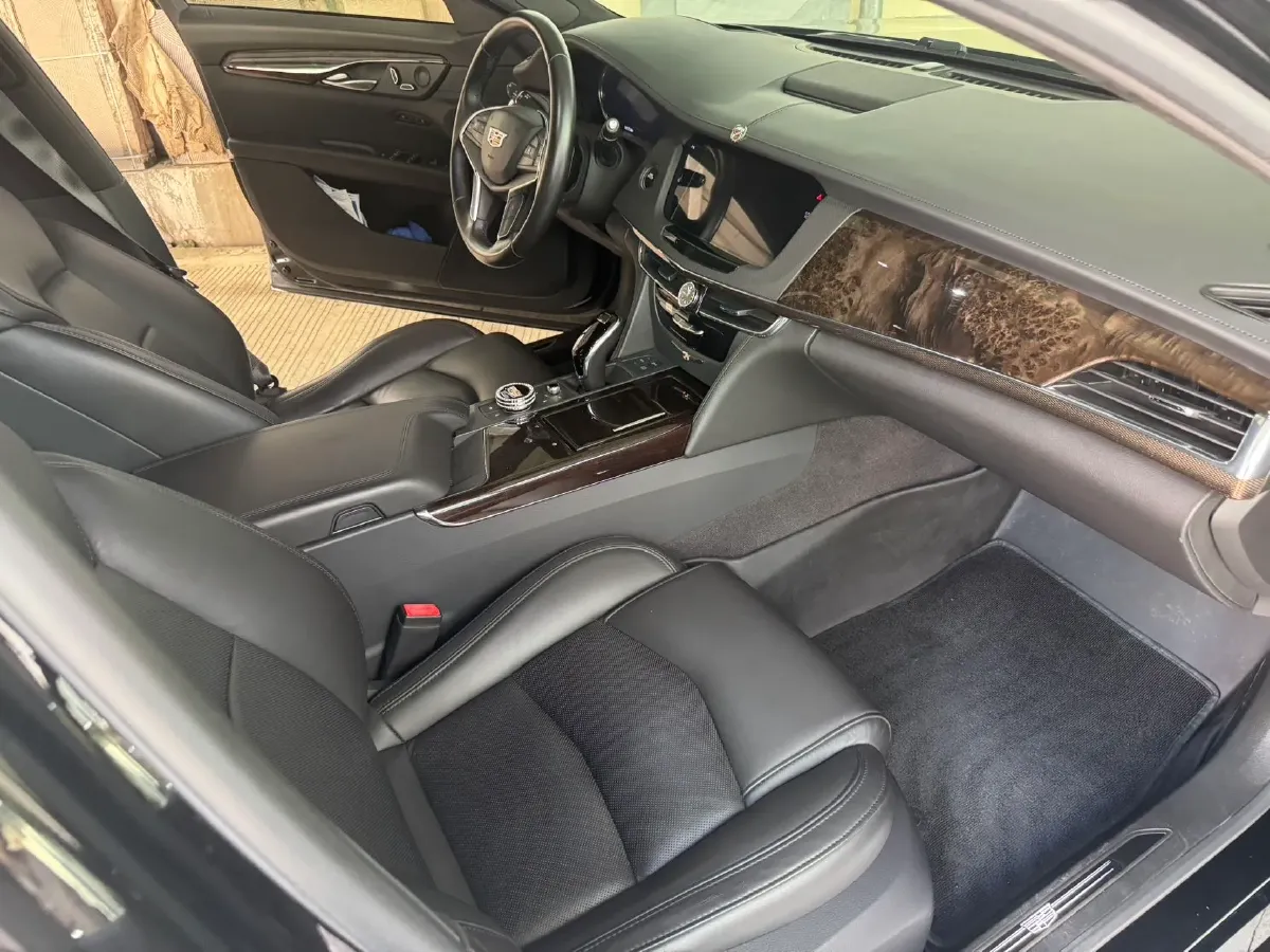 2020 Cadillac CT6 2.0T 241HP L4 10AT,autocango,china used car exporter,china ev exporter,chinese used car exporter,chinese used ev exporter