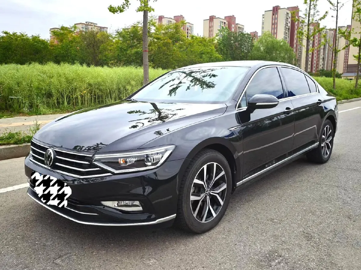 2020 Volkswagen Magotan 2.0T 186HP L4 7DCT,autocango,china used car exporter,china ev exporter,chinese used car exporter,chinese used ev exporter