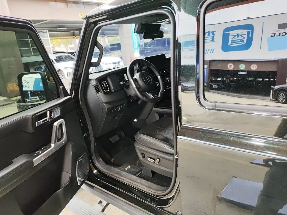 2025 212 212 T01 2.0T 252HP L4 8AT,autocango,china used car exporter,china ev exporter,chinese used car exporter,chinese used ev exporter