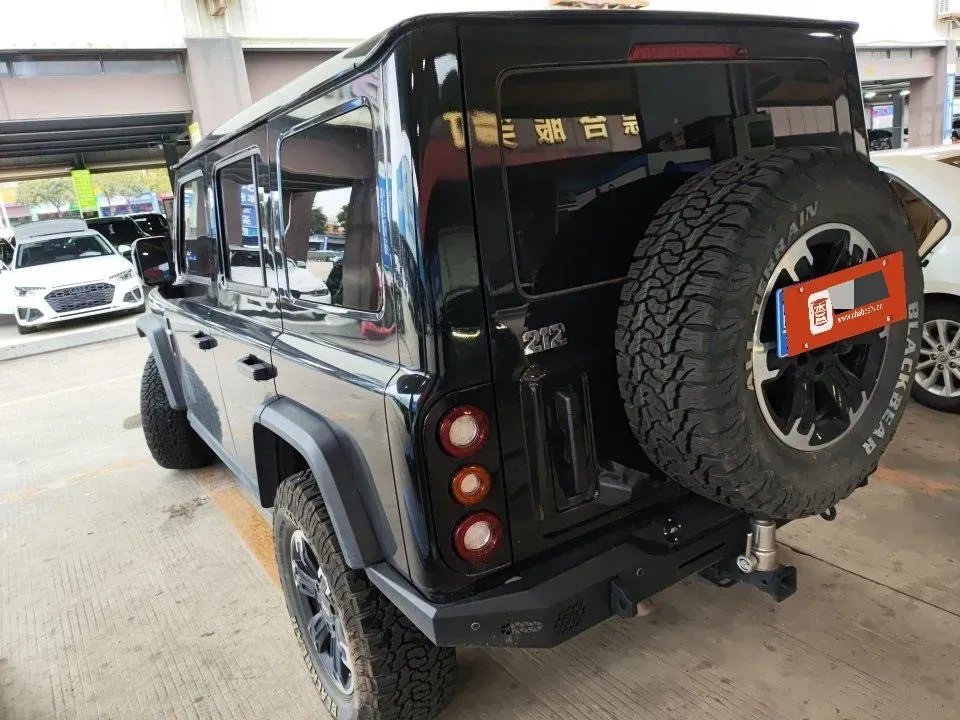 2025 212 212 T01 2.0T 252HP L4 8AT,autocango,china used car exporter,china ev exporter,chinese used car exporter,chinese used ev exporter