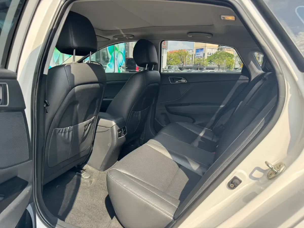 2017 Hyundai Mistra 1.8L 143HP L4 6AT,autocango,china used car exporter,china ev exporter,chinese used car exporter,chinese used ev exporter