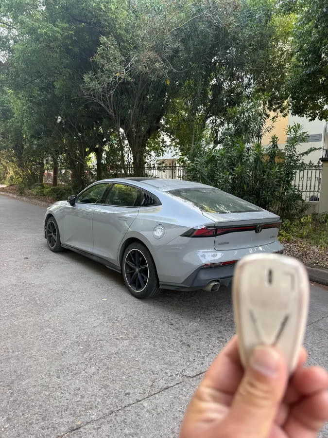 2022 ChangAn UNI-V 1.5T 188HP L4 7DCT,autocango,china used car exporter,china ev exporter,chinese used car exporter,chinese used ev exporter