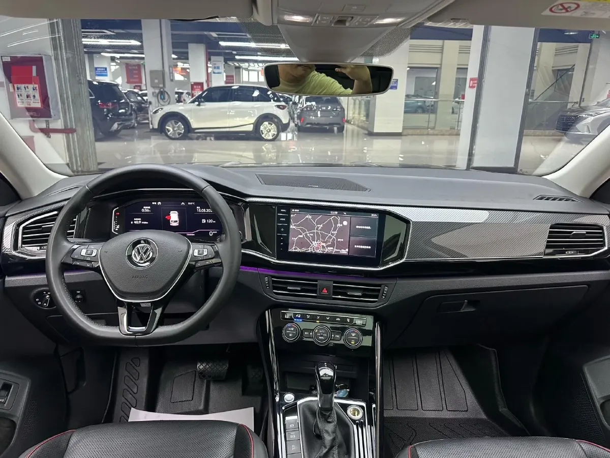 2019 Jeep Cherokee 2.0T 265HP L4 9AT,autocango,china used car exporter,china ev exporter,chinese used car exporter,chinese used ev exporter