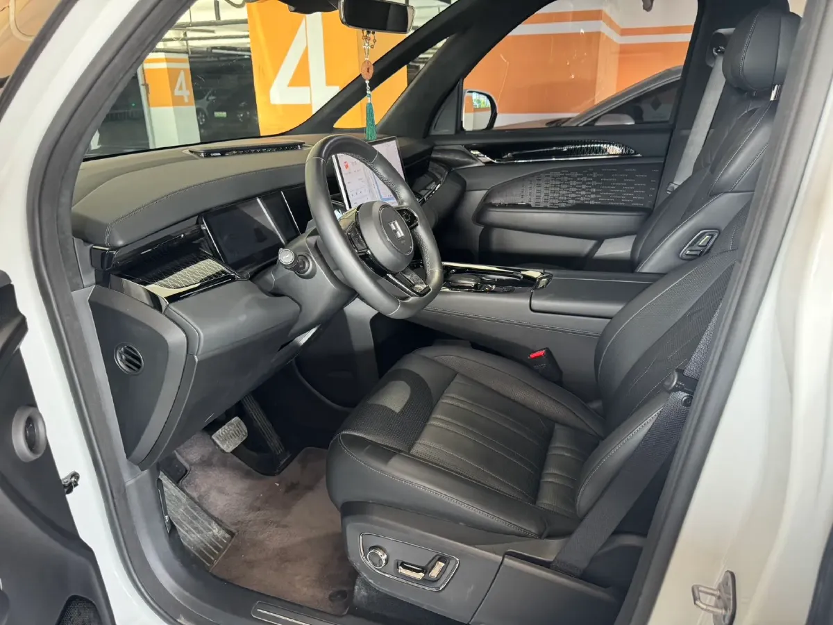 2022 Zeekr 009 BEV 140KWH,autocango,china used car exporter,china ev exporter,chinese used car exporter,chinese used ev exporter