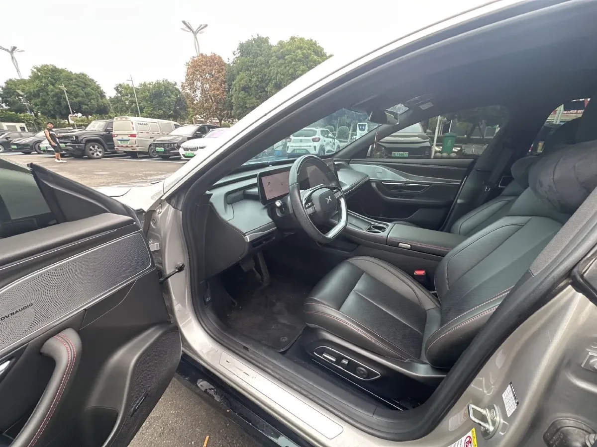 2023 Xpeng P7 BEV 86.2KWH,autocango,china used car exporter,china ev exporter,chinese used car exporter,chinese used ev exporter