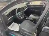 2024 Volkswagen Passat 2.0T 220HP L4 7DCT