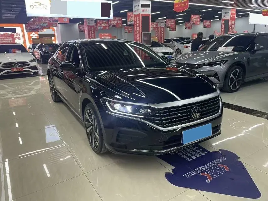 2024 Volkswagen Passat 2.0T 220HP L4 7DCT,autocango,china used car exporter,china ev exporter,chinese used car exporter,chinese used ev exporter