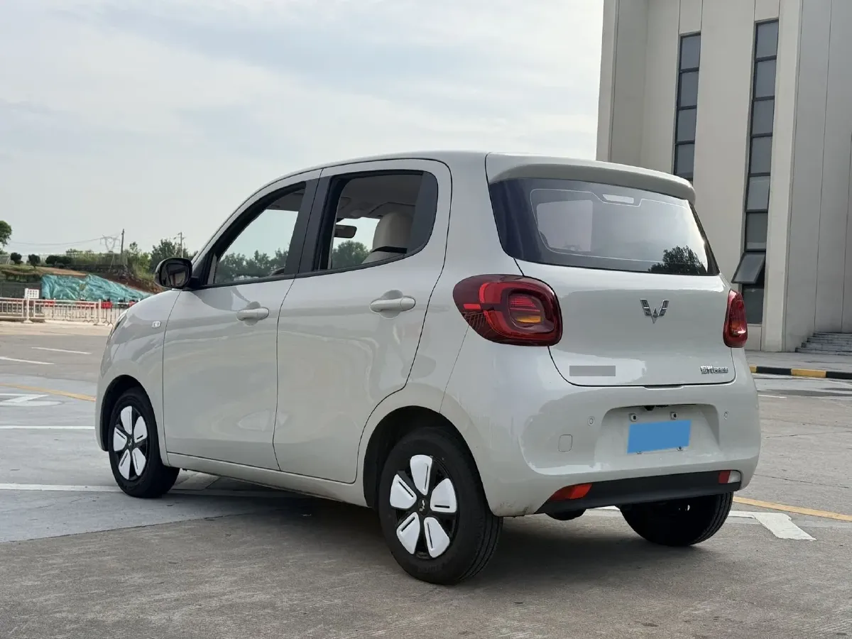 2025 WuLing HongGuang MINI EV BEV 16.2KWH,autocango,china used car exporter,china ev exporter,chinese used car exporter,chinese used ev exporter