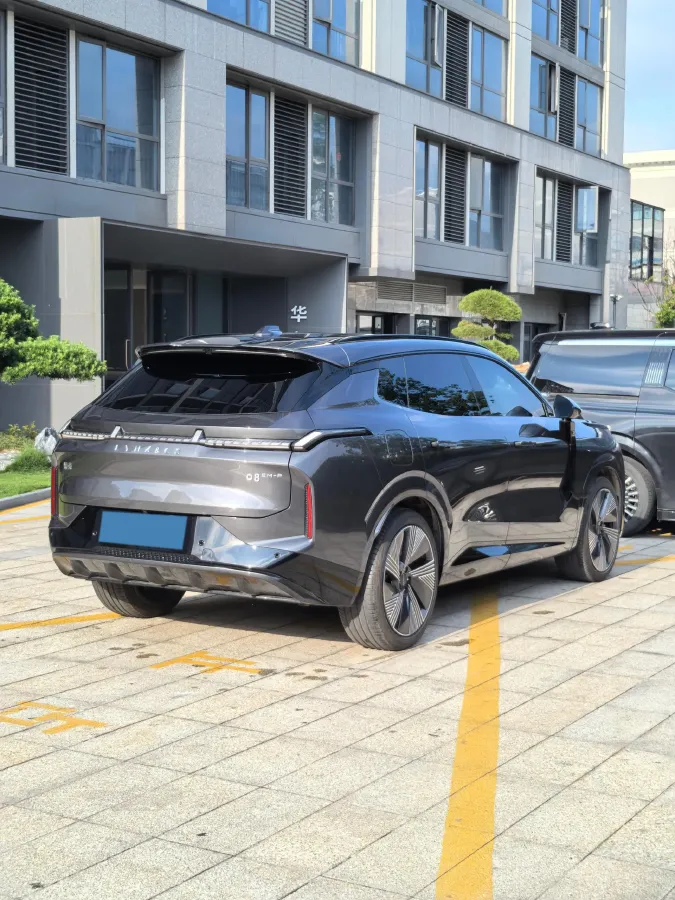2025 LYNK&CO 08 EM-P 1.5T 163HP L4 3DHT PHEV 39.6/39.8KWH,autocango,china used car exporter,china ev exporter,chinese used car exporter,chinese used ev exporter