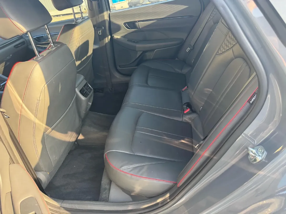 2020 Hyundai Sonata 2.0T 240HP L4 8AT,autocango,china used car exporter,china ev exporter,chinese used car exporter,chinese used ev exporter