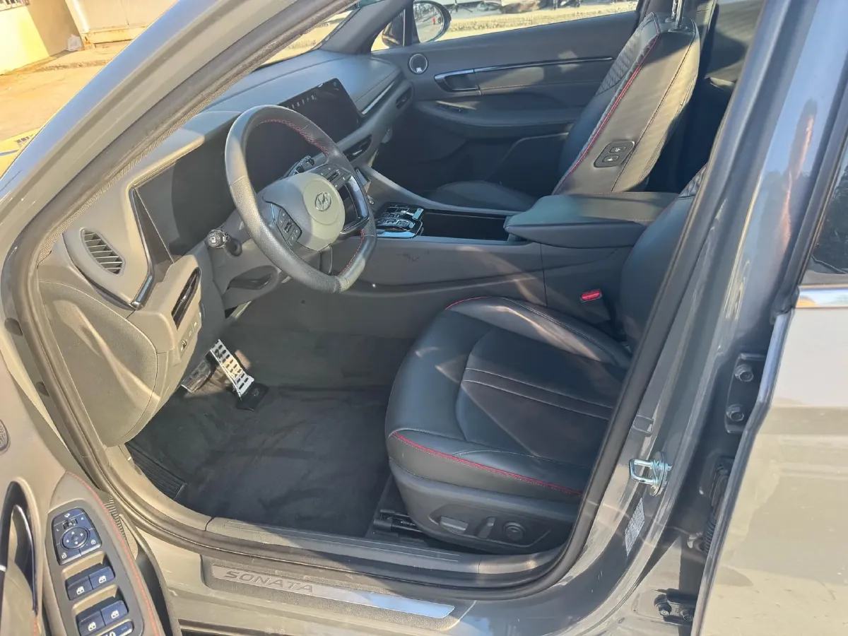 2020 Hyundai Sonata 2.0T 240HP L4 8AT,autocango,china used car exporter,china ev exporter,chinese used car exporter,chinese used ev exporter