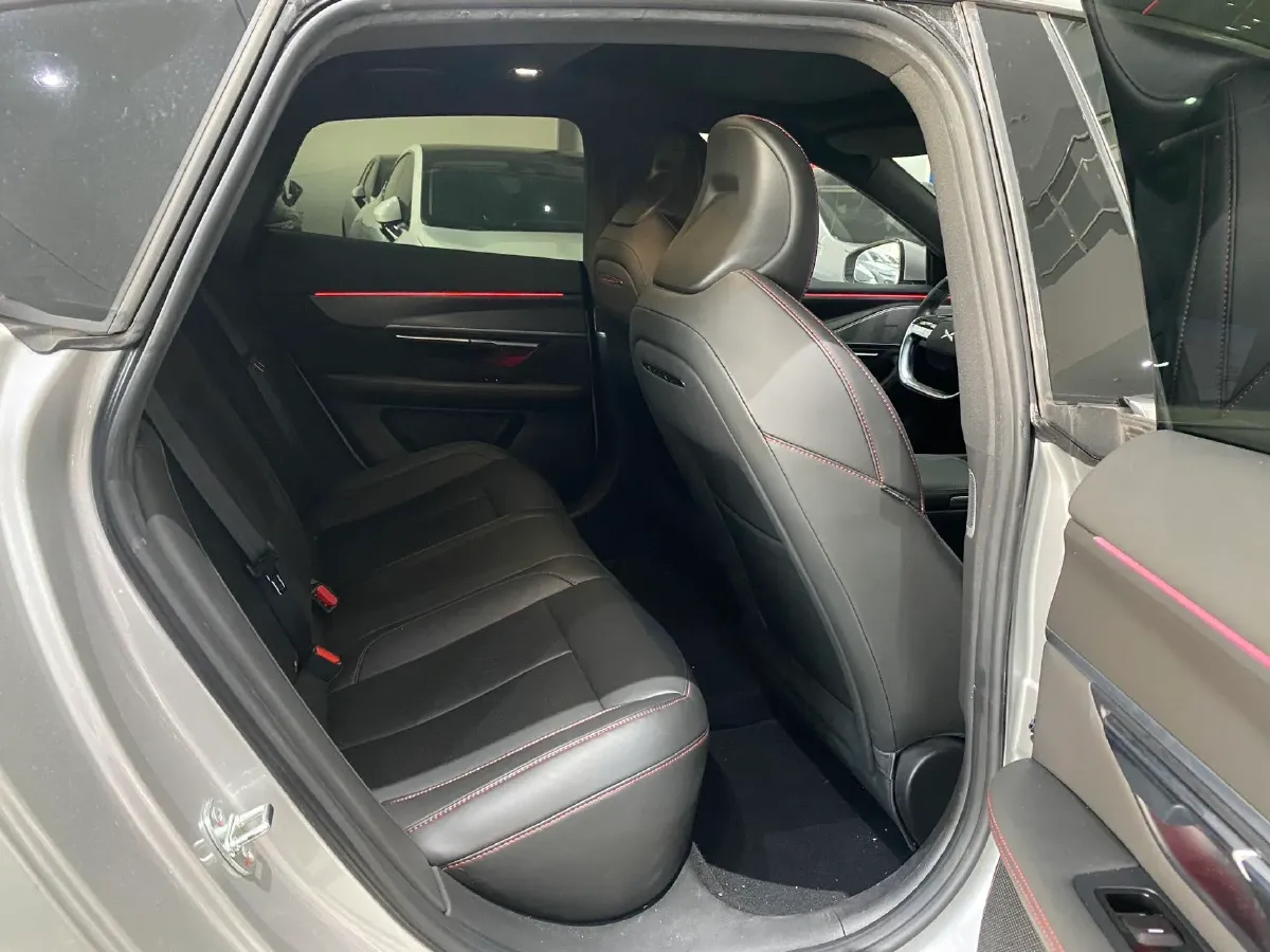 2023 Xpeng P7 BEV 86.2KWH,autocango,china used car exporter,china ev exporter,chinese used car exporter,chinese used ev exporter