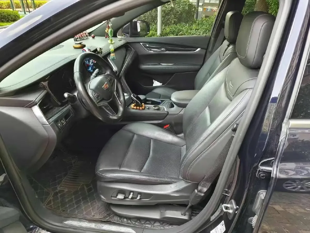 2020 Cadillac XT5 2.0T 241HP L4 9AT,autocango,china used car exporter,china ev exporter,chinese used car exporter,chinese used ev exporter