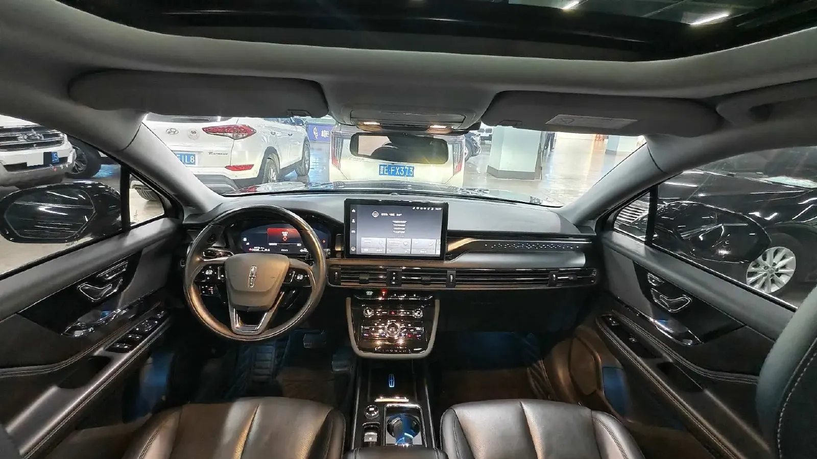 2022 Lincoln Corsair 2.0T 245HP L4 8AT,autocango,china used car exporter,china ev exporter,chinese used car exporter,chinese used ev exporter