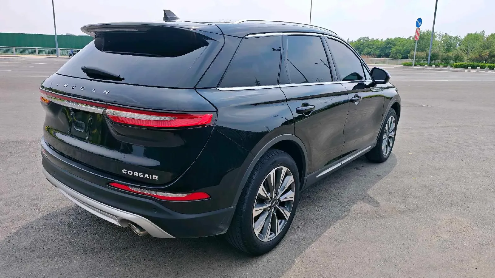 2022 Lincoln Corsair 2.0T 245HP L4 8AT,autocango,china used car exporter,china ev exporter,chinese used car exporter,chinese used ev exporter