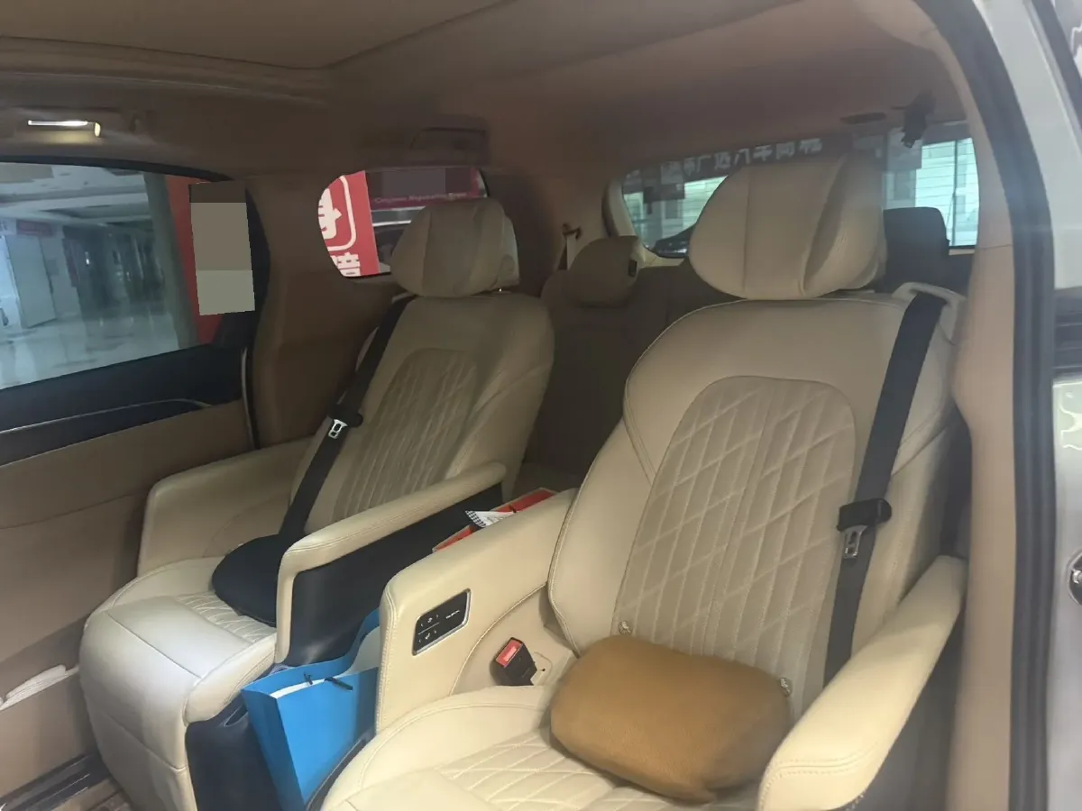 2020 Buick GL8 2.0T 237HP L4 9AT,autocango,china used car exporter,china ev exporter,chinese used car exporter,chinese used ev exporter