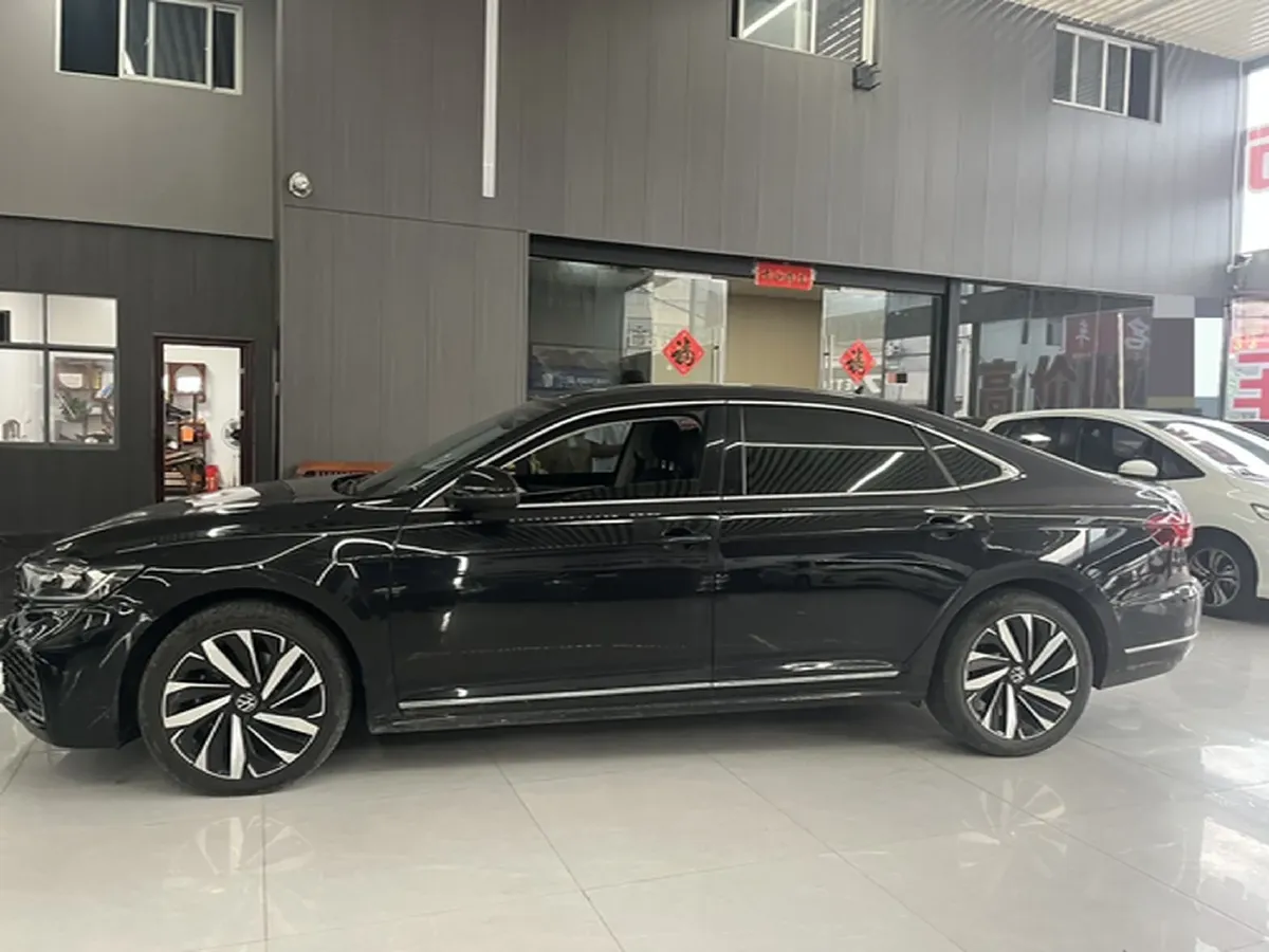 2022 Skoda Kodiak GT 2.0T 186HP L4 7DCT,autocango,china used car exporter,china ev exporter,chinese used car exporter,chinese used ev exporter
