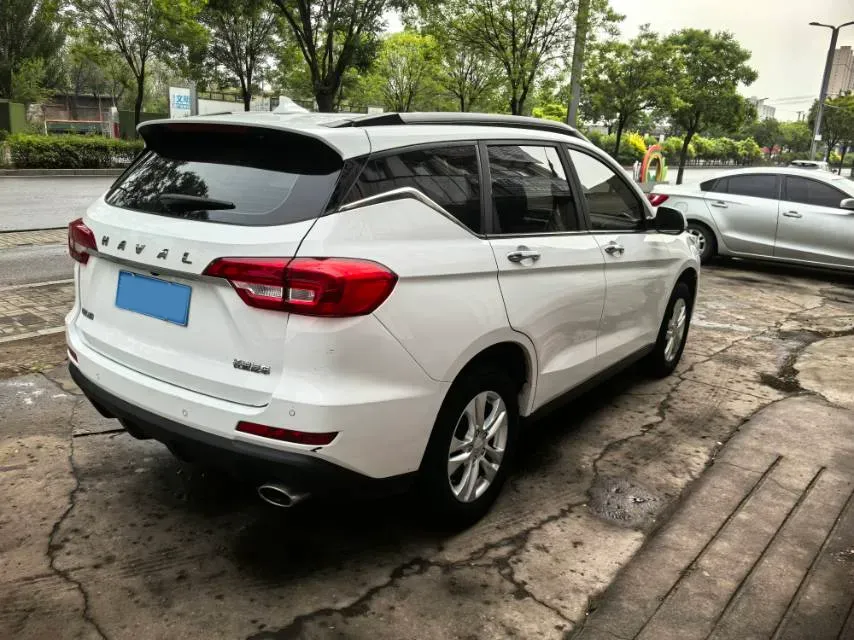 2019 Haval M6 1.5T 150HP L4 6MT,autocango,china used car exporter,china ev exporter,chinese used car exporter,chinese used ev exporter