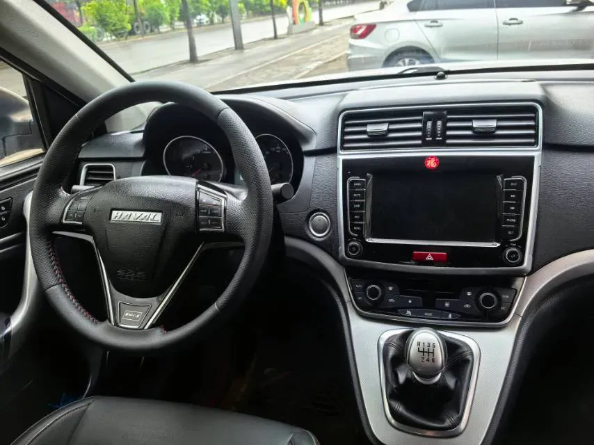 2019 Haval M6 1.5T 150HP L4 6MT,autocango,china used car exporter,china ev exporter,chinese used car exporter,chinese used ev exporter