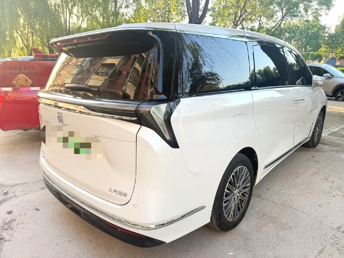 2025 Buick GL8 1.5T 180HP L4 2DHT PHEV,autocango,china used car exporter,china ev exporter,chinese used car exporter,chinese used ev exporter